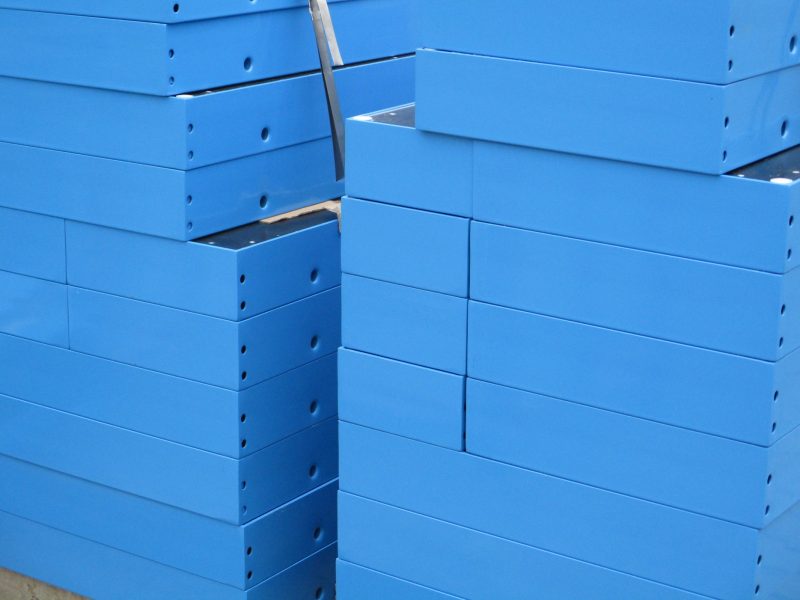 Himmelblaue Schalungen